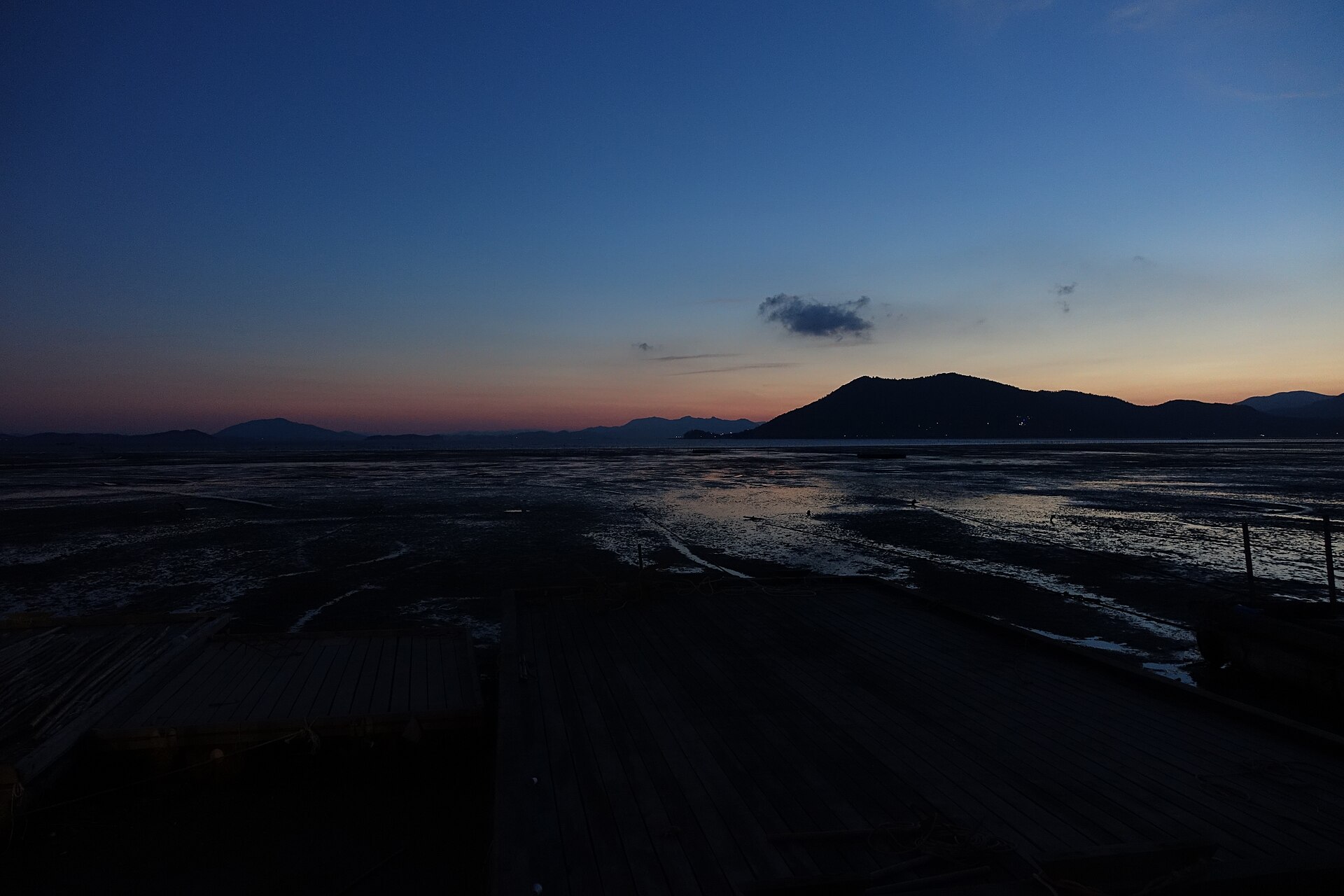 Waon Beach - Image 1