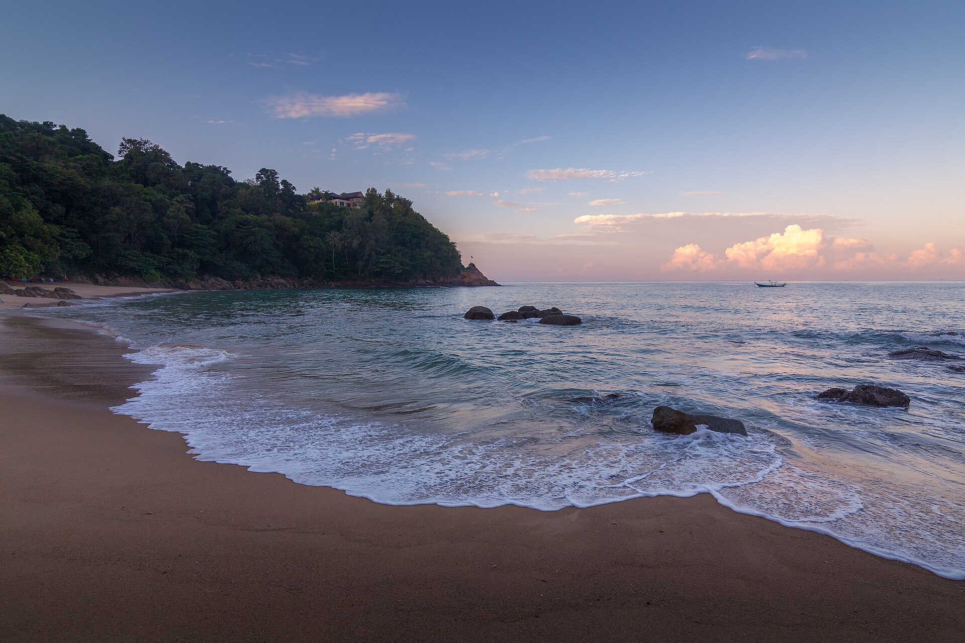 Banana beach - Image 1