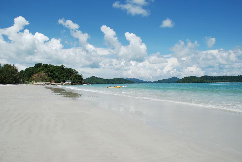Pantai Tengah - Image 1