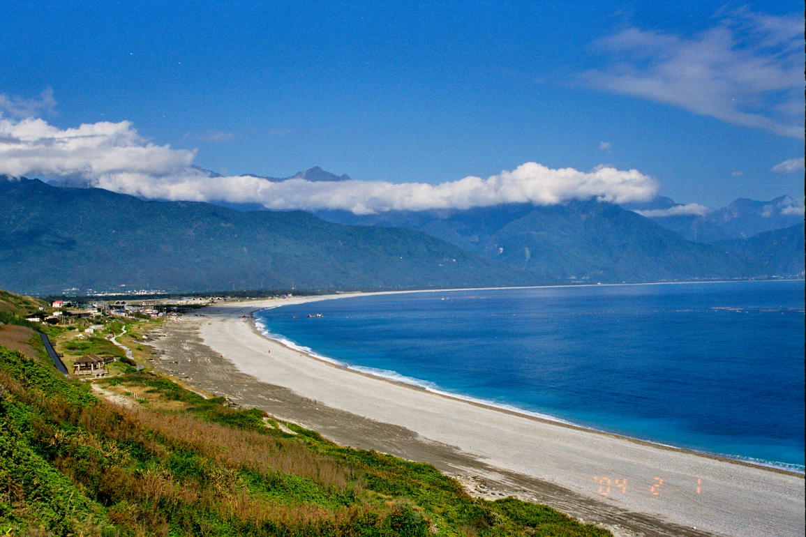 Chihsingtan Beach - Image 1