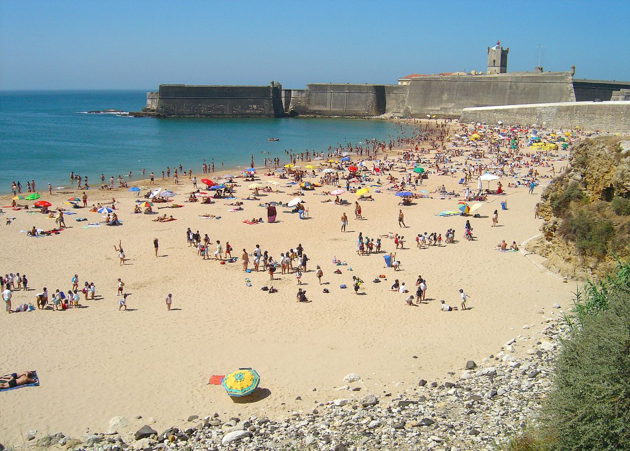 Praia da Torre - Image 1