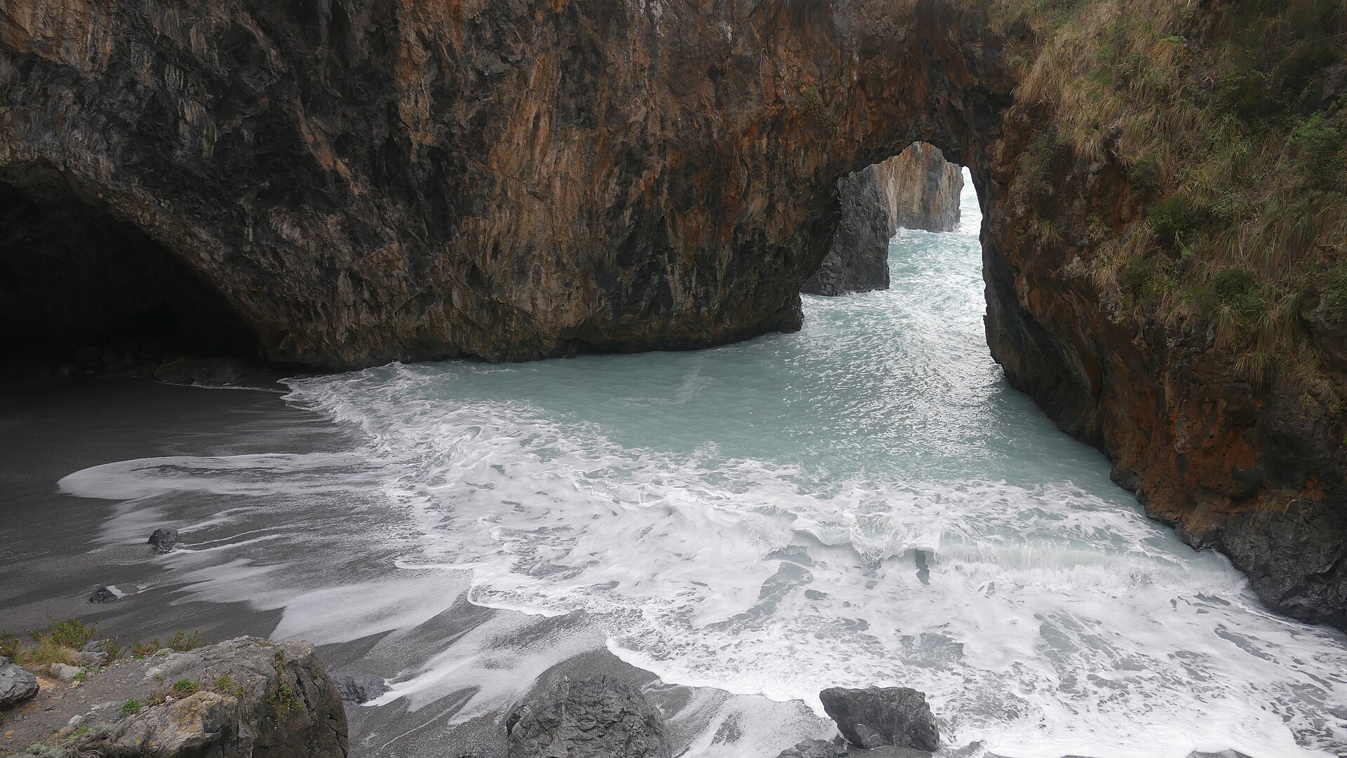 Spiaggia Dell'Arcomagno - Image 1