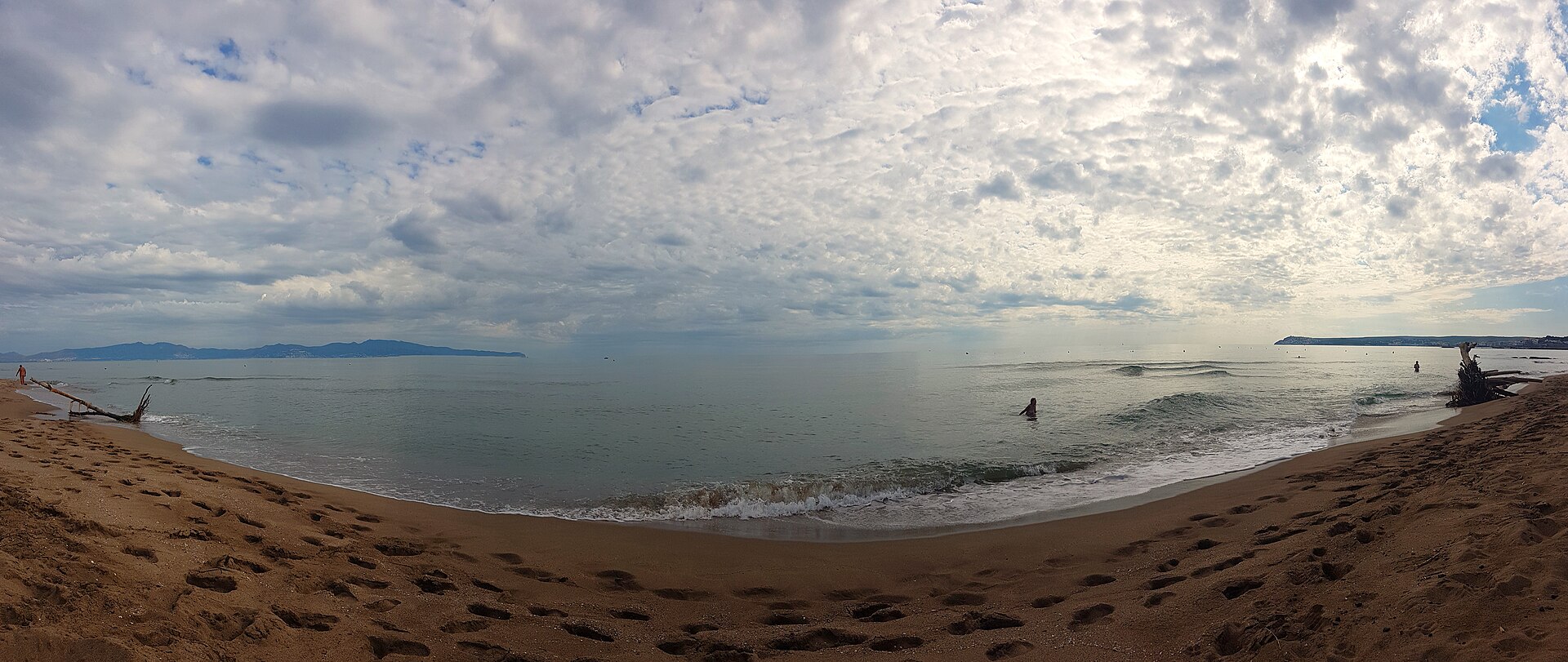 Platja del Riuet (Sant Pere Pescador) - Image 1
