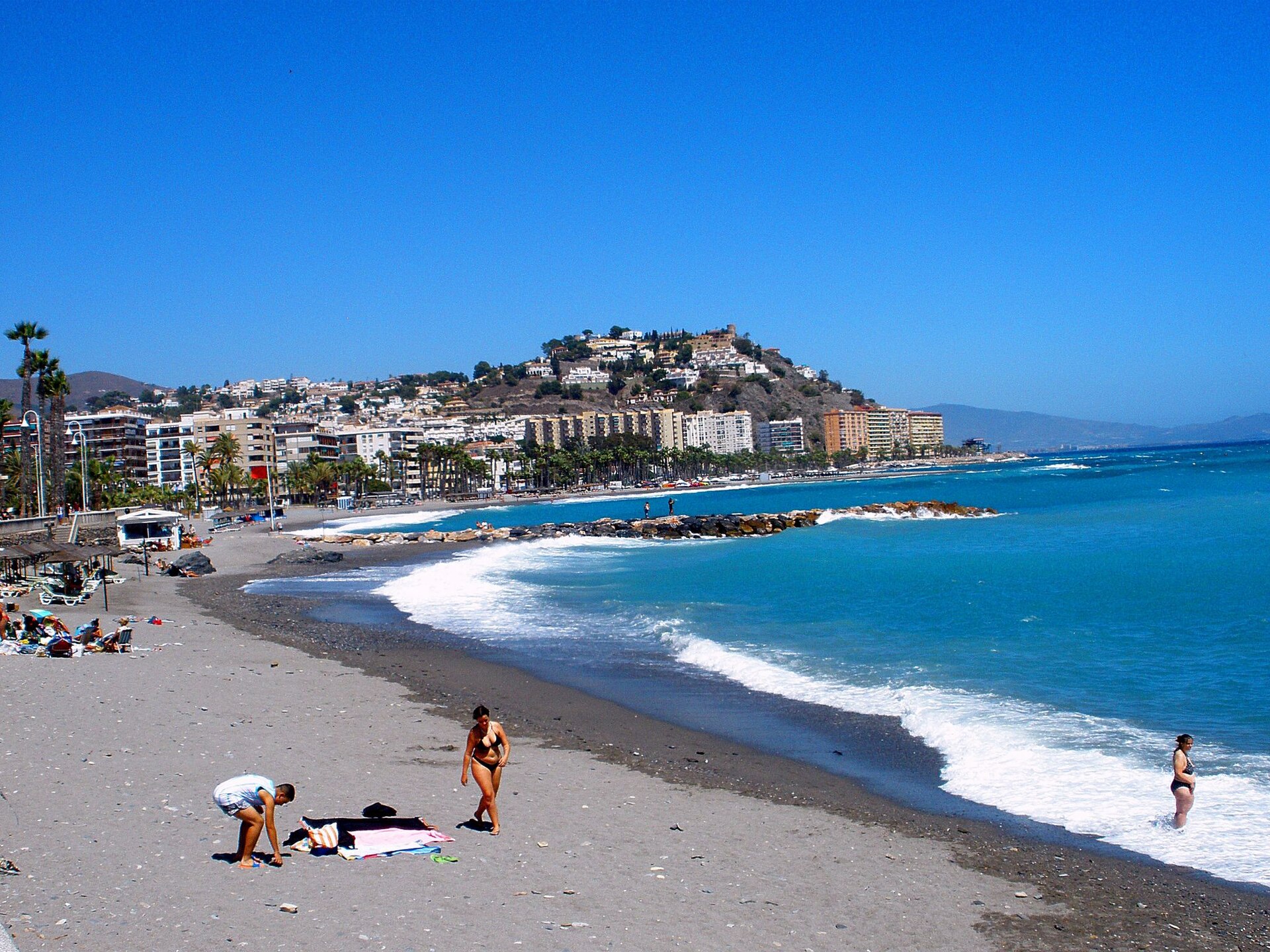 Playa de Puerta del Mar, Almuñécar - Image 1