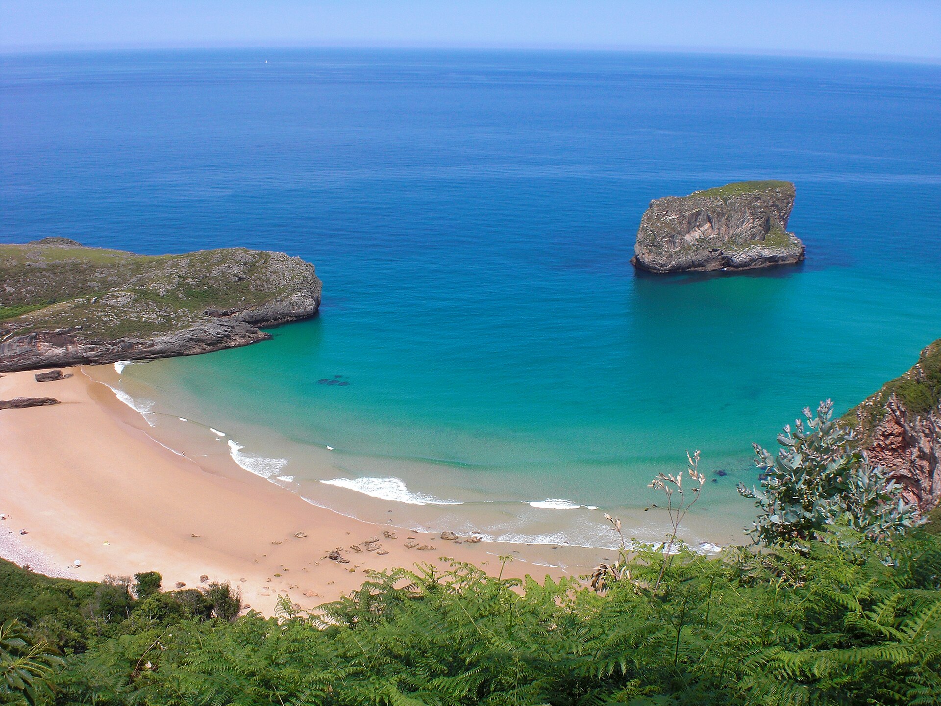 Beach of Ballota (Llanes) - Image 1