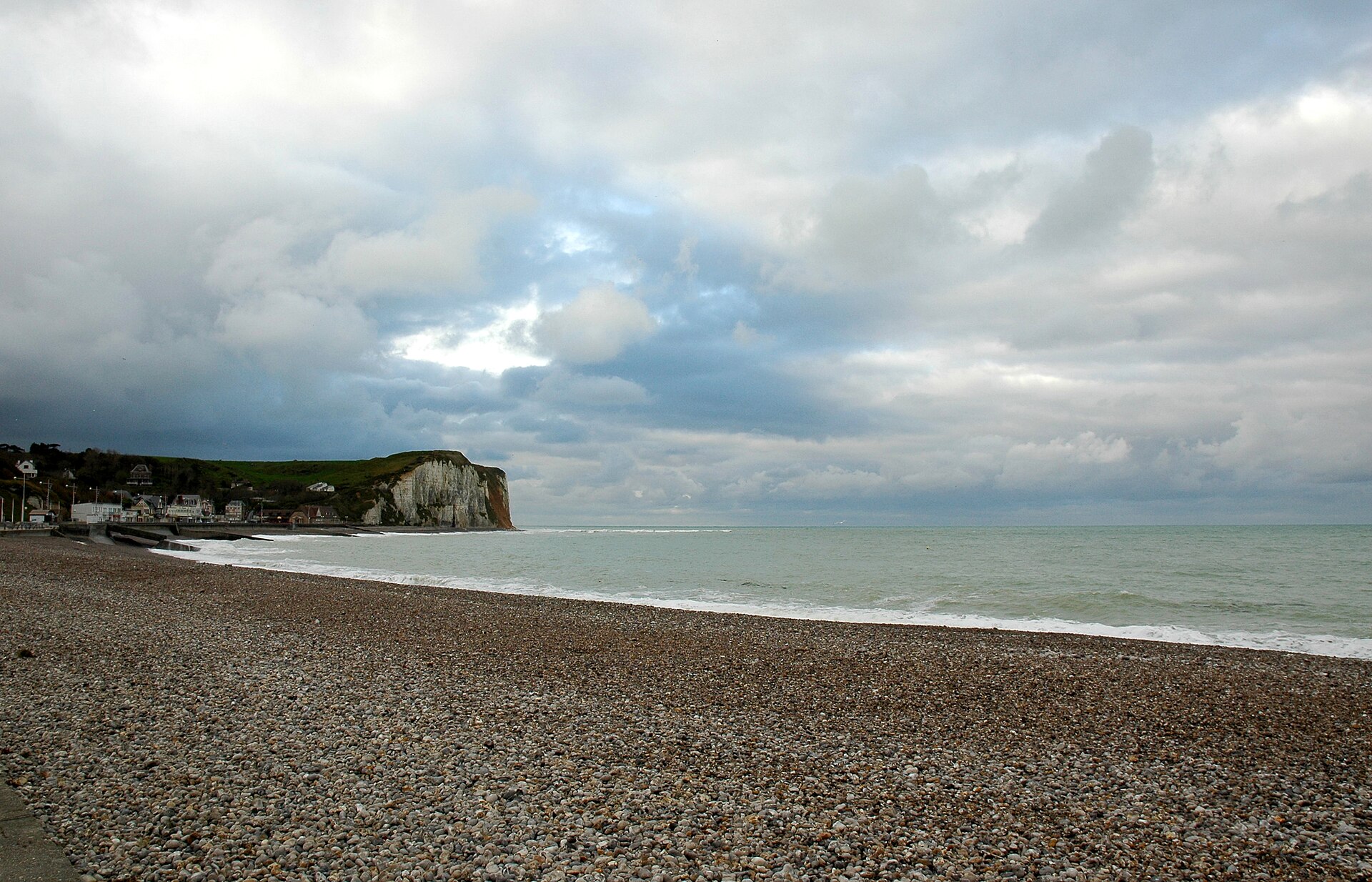 Beach of Veulettes-sur-Mer - Image 1