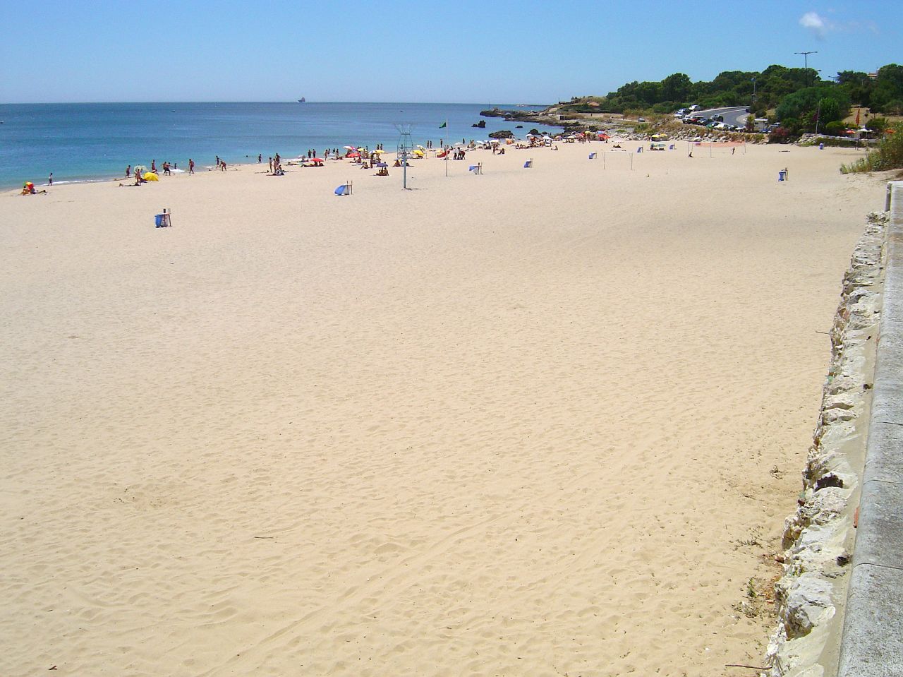 Praia de Paço de Arcos - Image 1