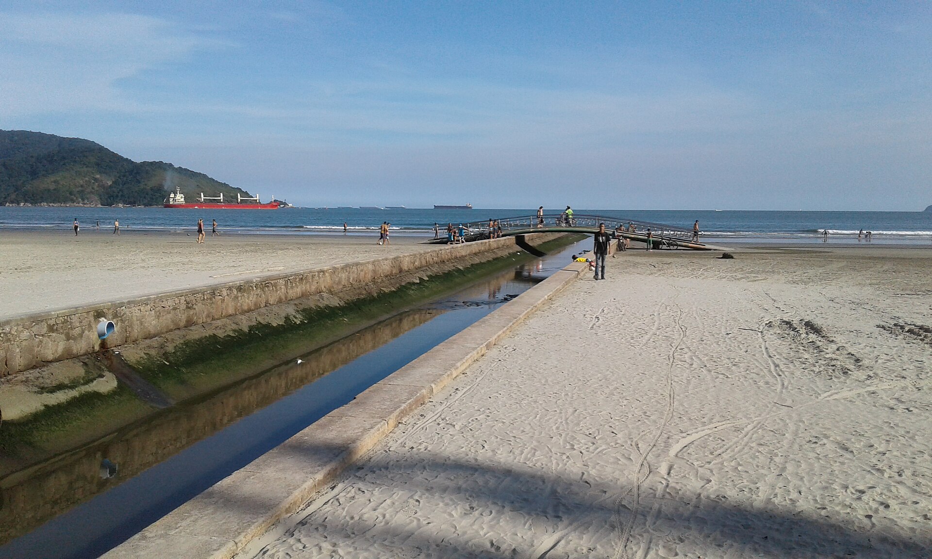 Embaré Beach - Image 1