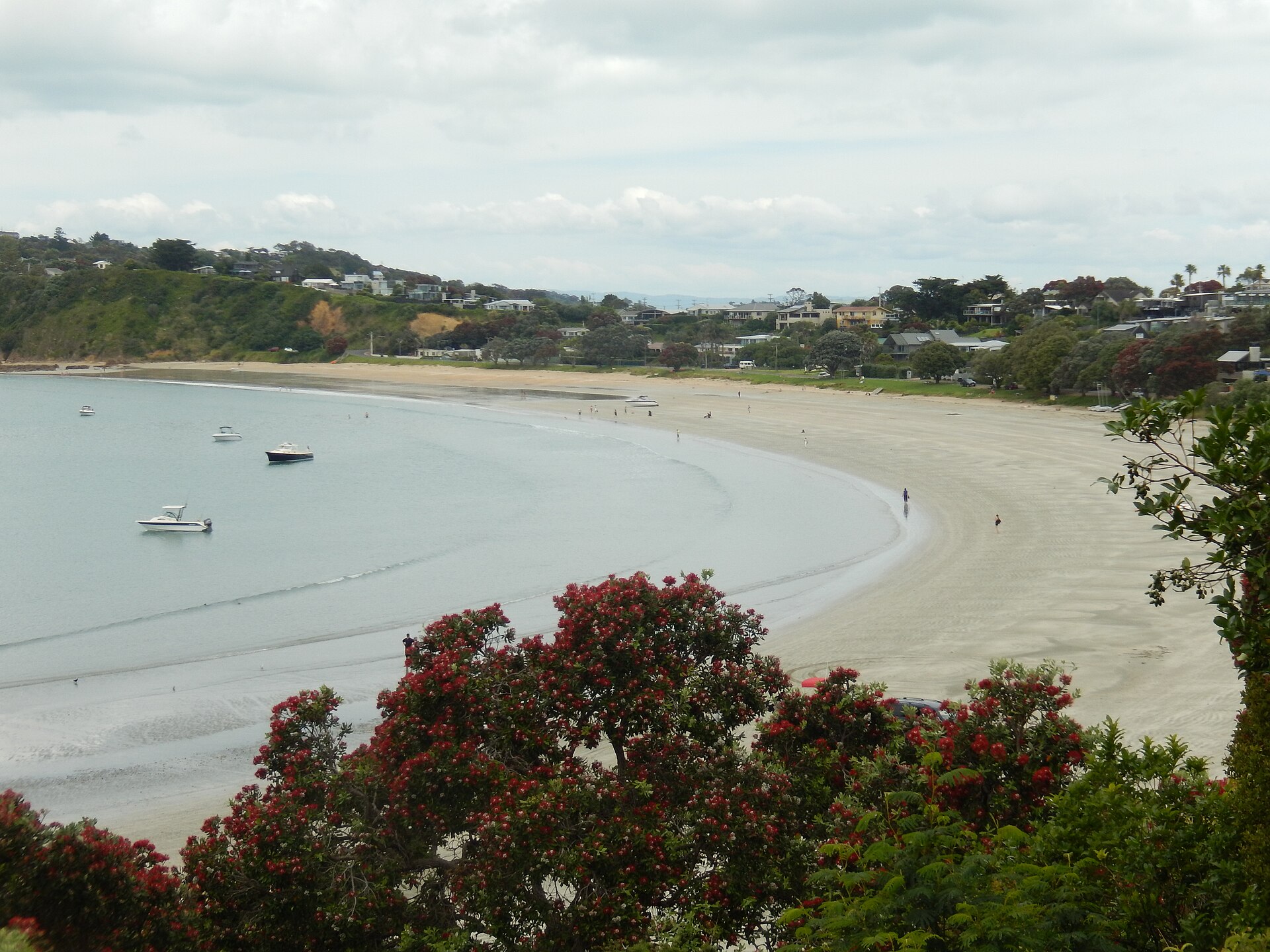 Big Oneroa Beach - Image 1