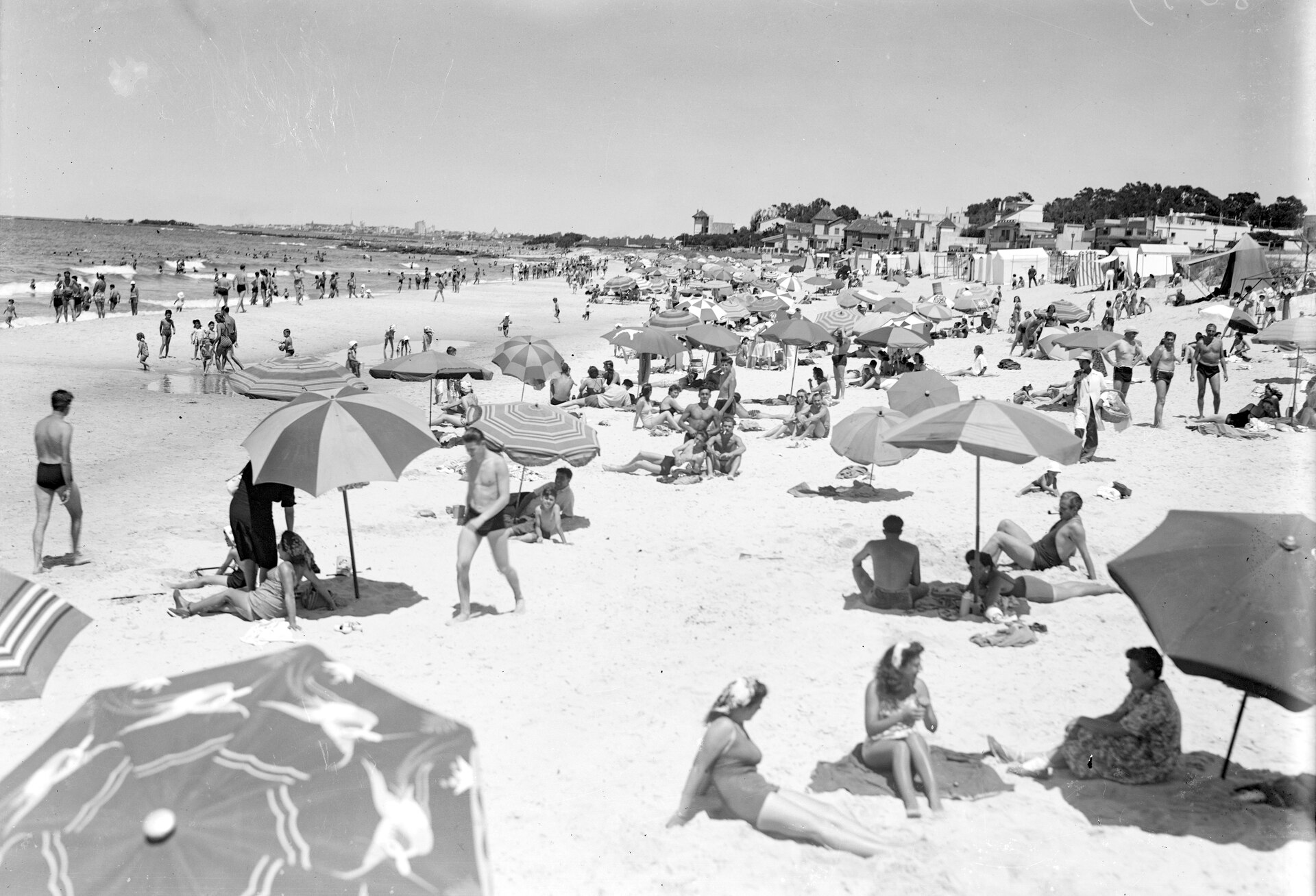 Malvín beach - Image 1