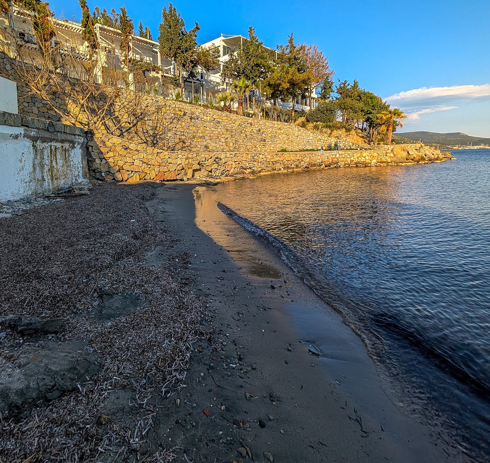 Bardakçı Beach - Image 1