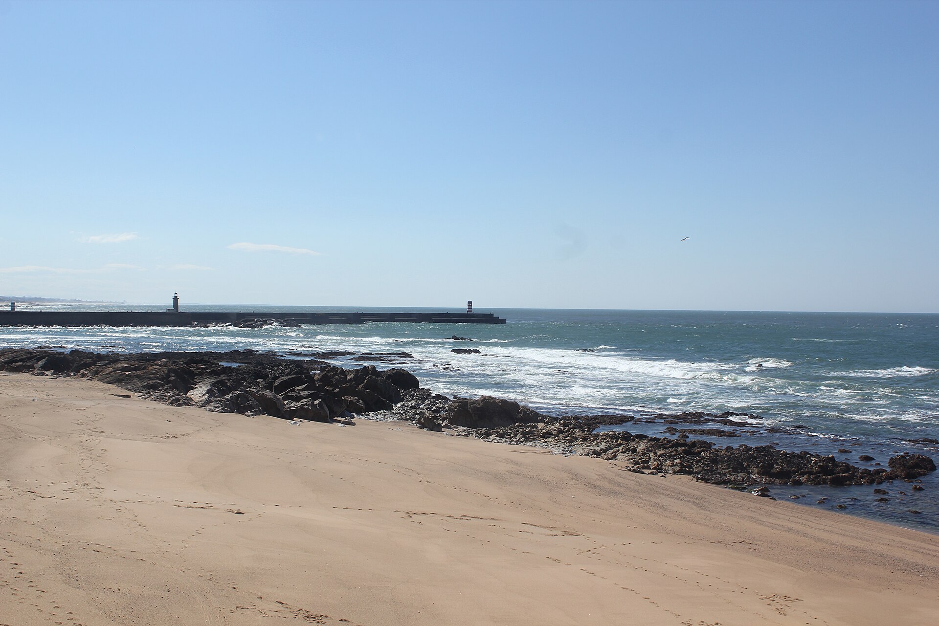 Ourigo beach - Image 1