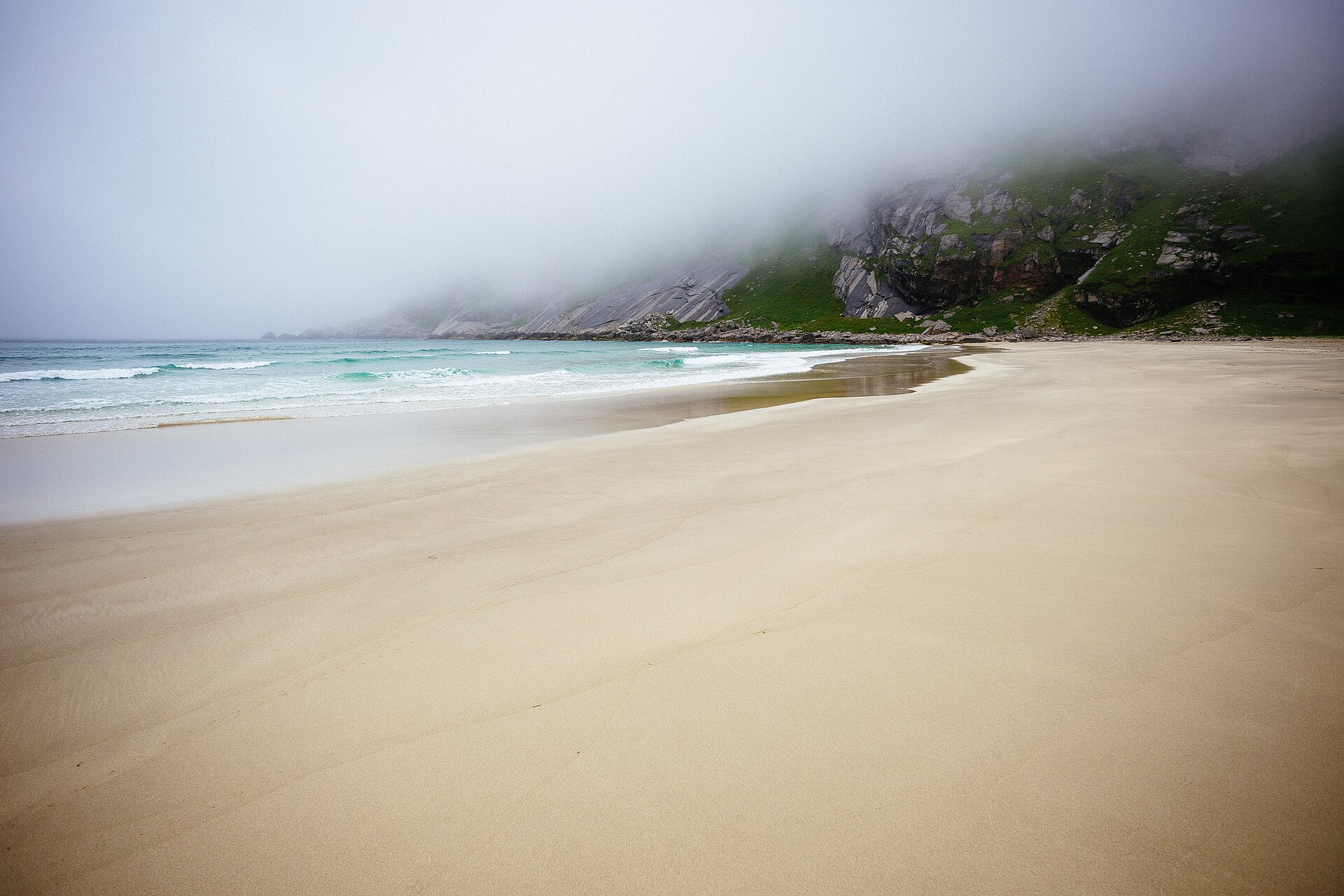 Bunes Beach - Image 1