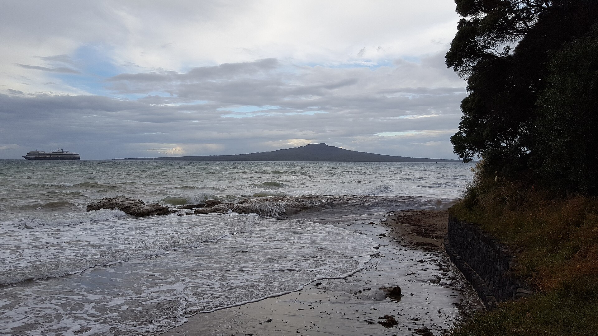 Saint Leonards Beach - Image 1