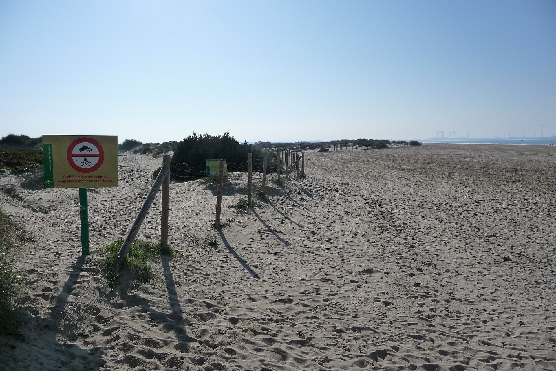 Playa de Levante de Los Toruños - Image 1