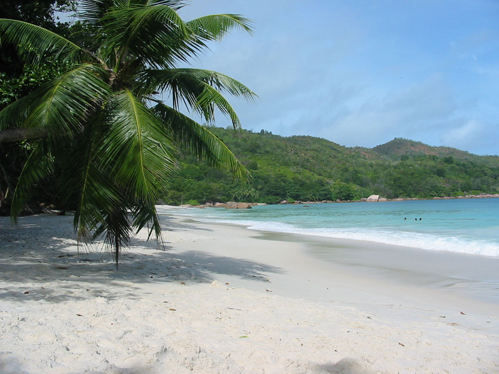 Anse Lazio - Image 1